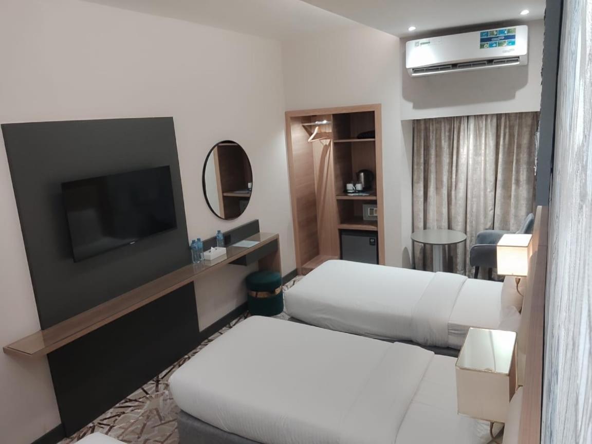 Sky Park Hotel Дубай Экстерьер фото