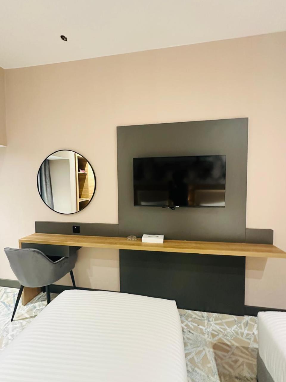 Sky Park Hotel Дубай Экстерьер фото