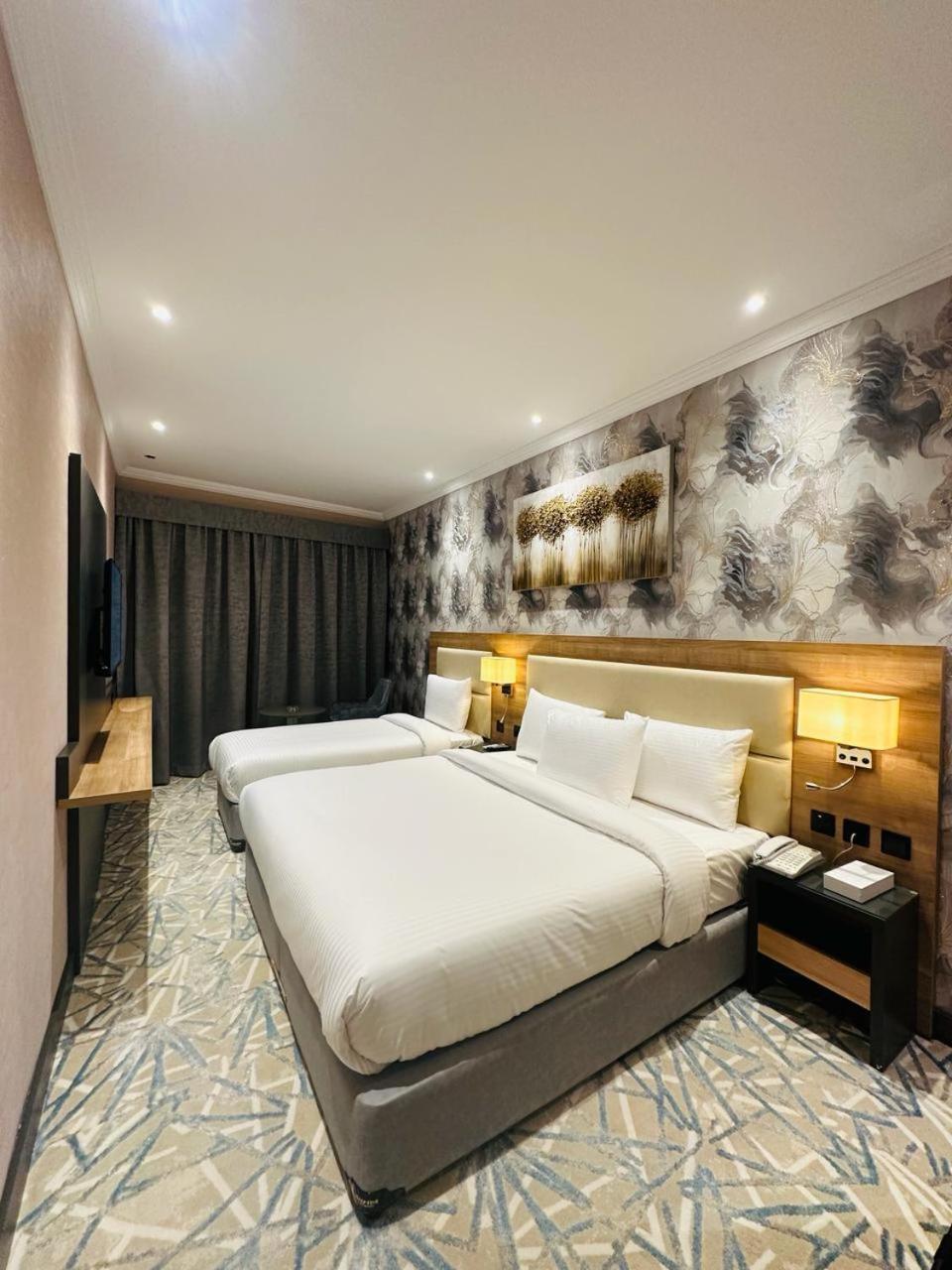 Sky Park Hotel Дубай Экстерьер фото