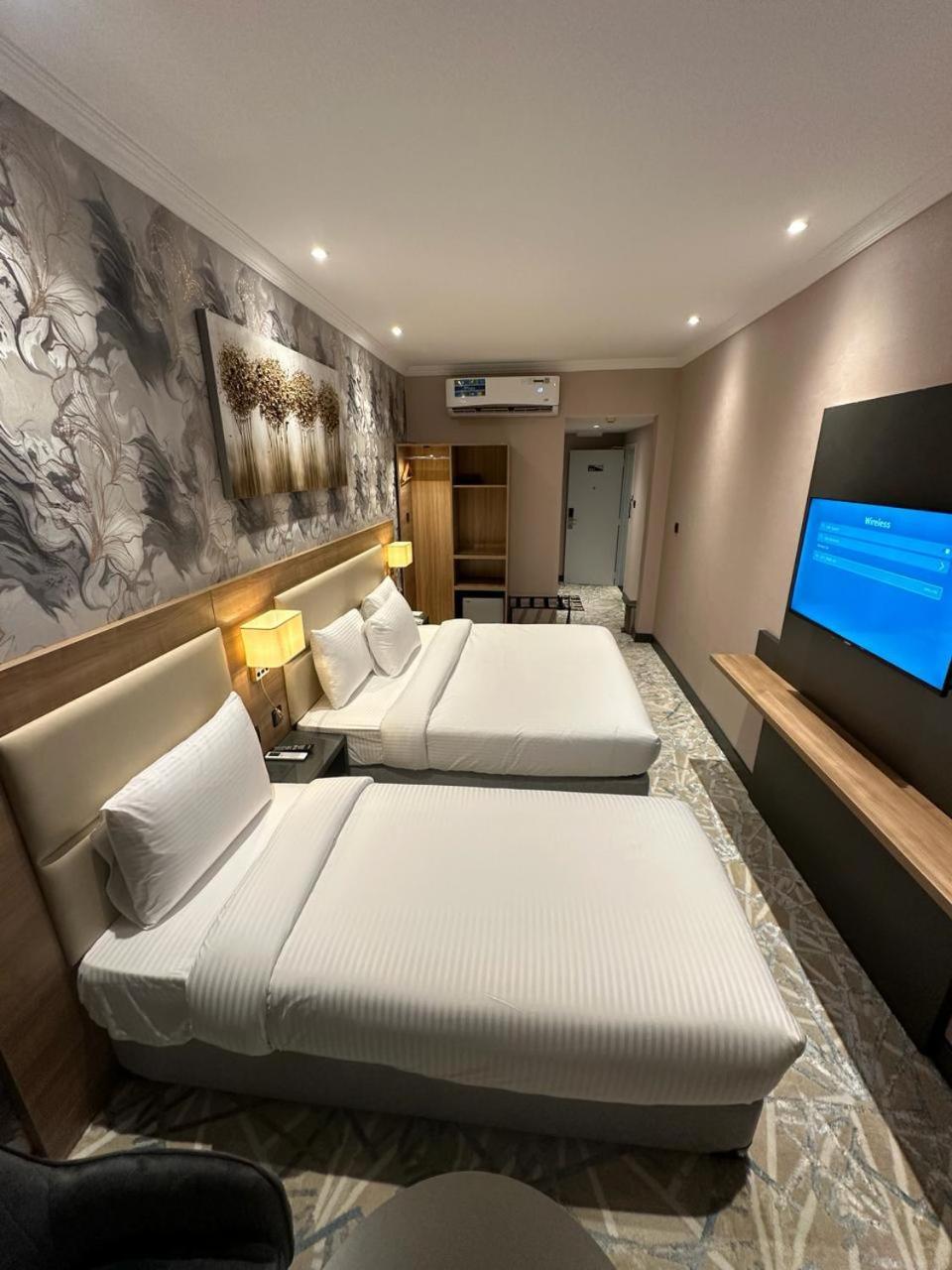 Sky Park Hotel Дубай Экстерьер фото